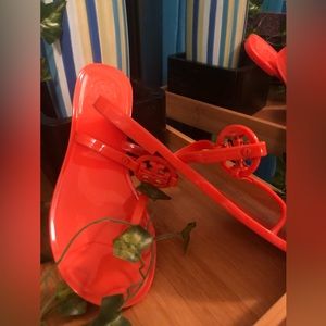 Mini Miller Flat Thong Sandal
Tory Burch